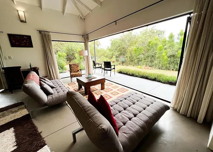 Ukuthula Cottages